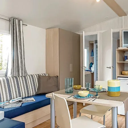 Pet Friendly In With House A Panoramic View Holiday home *